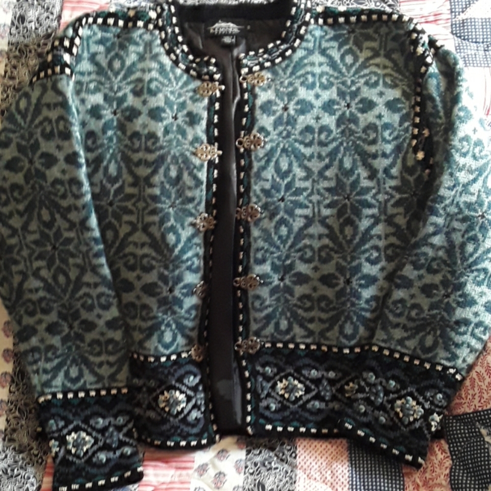 Icelandic design jacket size small